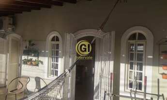 Imagem: Vende-se casa no bosque dos eucaliptos