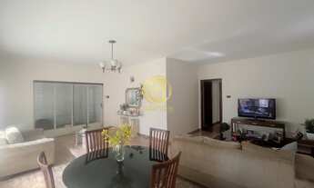 Imagem: CASA PARA ALUGAR NO CENTRO DE JACAREÍ 2