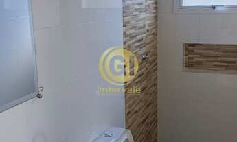 Imagem 4: Sobrado incrível conta com 4 dormitórios, incluindo uma suíte, além de 2 banheiros complet