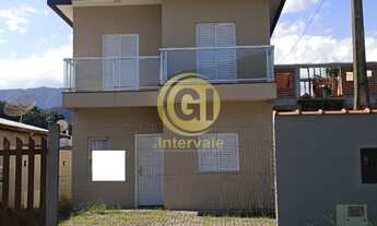 Imagem 3: Sobrado incrível conta com 4 dormitórios, incluindo uma suíte, além de 2 banheiros complet