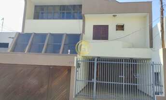 Imagem 2: Casa, Sobrado Aluguel com vários planejados, 5 Dormitórios, Área Gourmet, Centro Jacareí