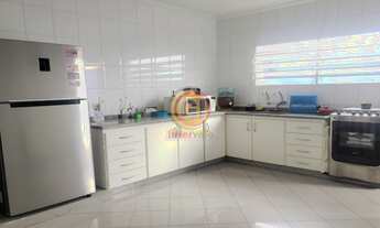 Imagem 5: Casa residencial para Venda - Cidade Jardim, Jacareí- SP - 3 dormitórios sendo 1 suíte