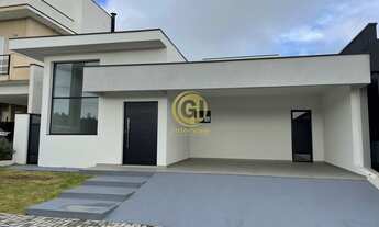 Imagem: Casa térrea com três suítes no condomínio