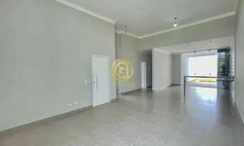 Imagem 4: Excelente casa térrea no condomínio Vale dos Cristais em Taubaté