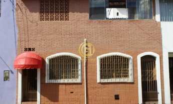 Imagem: Casa padrão localizada no Centro em Jacareí/SP