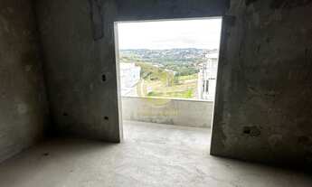 Imagem 6: Sobrado em fase de acabamento com piscina disponível para venda no condomínio Residencial