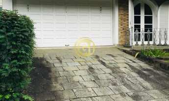 Imagem 2: Casa com estilo clássico em Ubatuba com 3 quartos sendo 1 suíte