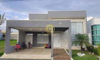 Imagem: Excelente casa térrea com piscina no condomínio