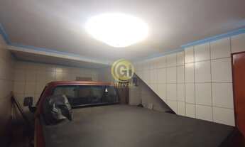 Imagem 2: Imperdível oportunidade: Casa à venda em Jacareí-SP, Parque Santo Antônio, com 3 quartos