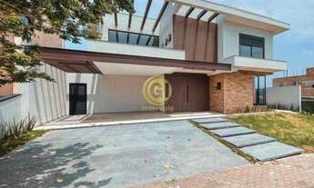 Imagem: Sobrado com Arquitetura Moderna no Condomínio