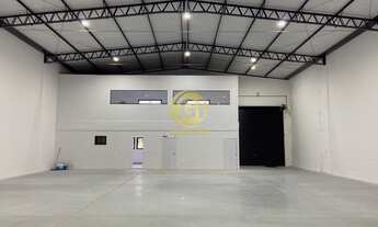 Imagem 3: Galpão comercial em Condomínio Fechado para Venda e Locação Rio Comprido, Jacareí 2 salas