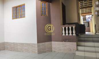 Imagem 3: CASA PARA ALUGAR EM JACAREI COM 3 QUARTOS, 2 BANHEIROS, 2 VAGAS 2 CHURRASQUEIRA