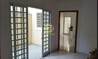 Imagem 4: Casa residencial para Venda e Locação - Vila das Flores, São José dos Campos 03 Dormitório