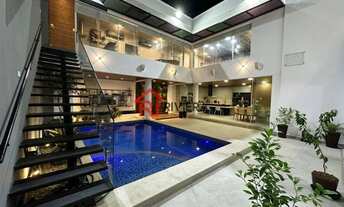 Imagem: Casa de luxo em condomínio à venda em