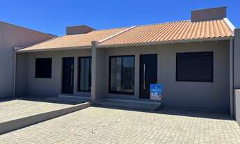 Imagem: VENDA - CASA COM 2 DORMITÓRIOS NO BAIRRO