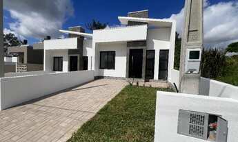 Imagem: VENDA - CASA COM 3 DORMITÓRIOS NO BAIRRO