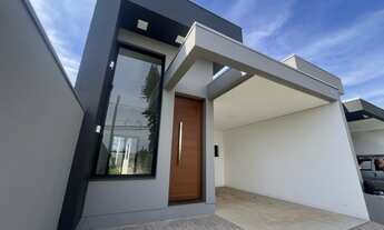 Imagem: VENDA - CASA COM 3 DORMITÓRIOS NO BAIRRO