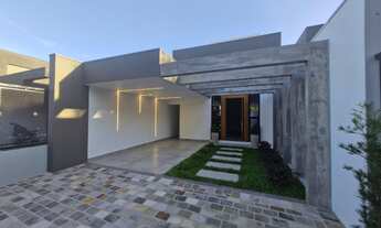 Imagem: VENDA - CASA COM 3 DORMITÓRIOS NO CENTRO