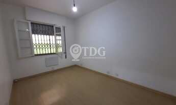 Imagem 7: Laranjeiras, apartamento tipo casa com quintal