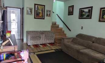 Imagem: Casa com 4 quartos e 3 banheiros à venda