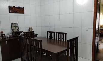 Imagem 4: Casa com 4 quartos e 3 banheiros à venda, 132 m² Por R$ 380.000,00