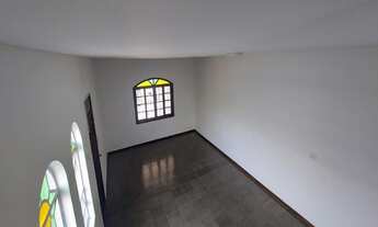 Imagem 3: Casa à venda , 4 quartos e 2 garagem no Jardim Henriqueta - Taboão da Serra, Sp