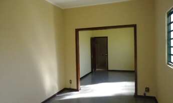 Imagem: 3 dormitórios, 1 suítes, 2 banheiro, 130M²