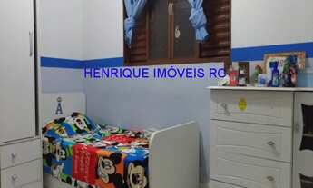 Imagem 6: 3 dormitórios, 1 suítes, 3 banheiro, 4 vagas na garagem, 200M² de Área Construída