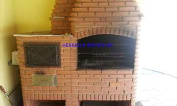 Imagem: 4 dormitórios, 3 banheiro, 5 vagas na garagem