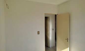 Imagem 3: 2 dormitórios, 1 banheiros, 1 vaga na garagem, 42M² de Área Construída