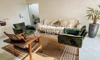 Imagem: 3 dormitórios, 1 suítes, 2 vagas na garagem