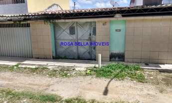 Imagem 2: CASA EM RECIFE COM TRÊS QUARTOS