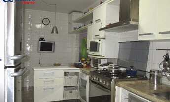 Imagem 4: 3 dormitórios, 4 banheiro, 2 vagas na garagem, 135M² de Área Construída