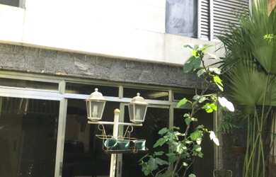 Imagem 4: 4 dormitórios na Rua Agostinho Lattari