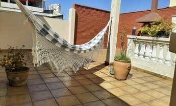 Imagem 1: Casa Espaçosa à Venda ou Locação na Mooca, São Paulo-SP: 4 Quartos, 3 Banheiros, 4 Vagas d