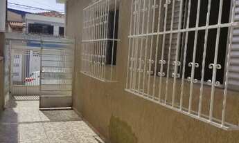 Imagem: 2 dormitórios na Rua Imbocuí