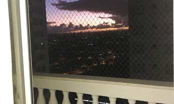 Imagem 5: 3 dormitórios com armários (2 suítes 1 com closet), sala para dois ambientes com varanda