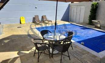 Imagem: Casa de Condomínio de Luxo com 4 Quartos