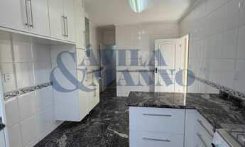 Imagem 6: Imperdível! Casa à venda em São Paulo-SP, com 4 quartos, 2 suítes, 1 sala, 5 banheiros, 5