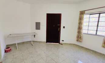 Imagem 2: 3 dormitórios na Rua Jaboticabal