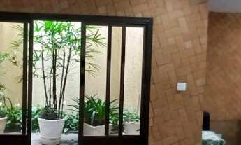 Imagem: 4 dormitórios na Rua Rivadávia Correia