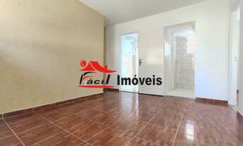 Imagem 2: Ótima casa sobreposta em condomínio fechado com aproximadamente 55m², totalmente reformada