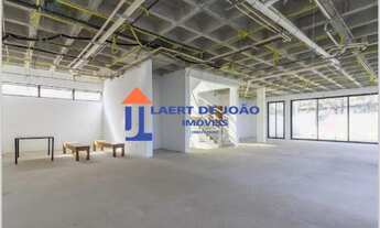 Imagem 4: Luxuosa Casa de Condomínio à Venda em São Paulo-SP, Jardim Petrópolis: 4 Quartos, 4 Suítes