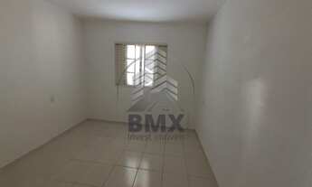 Imagem 7: Vendo casa no Centro, área=87 m², terreno=180 m², 2 dorm, wc c/ box, quintal c/churrasquei