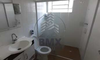 Imagem 6: Vendo casa no Centro, área=87 m², terreno=180 m², 2 dorm, wc c/ box, quintal c/churrasquei