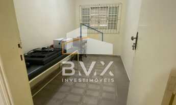 Imagem 3: Venda casa com edícula, 117 m² construído, terreno de 147 m², 3 dormit., cozinha com armár