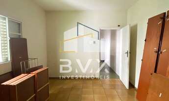 Imagem 2: Venda casa com edícula, 117 m² construído, terreno de 147 m², 3 dormit., cozinha com armár