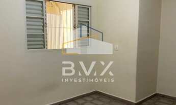 Imagem 4: Venda casa com edícula, 117 m² construído, terreno de 147 m², 3 dormit., cozinha com armár