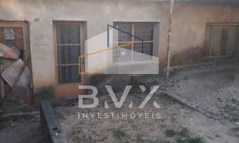 Imagem: Casa com ótimo terreno no colorau ll sendo