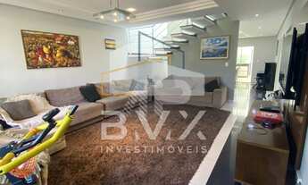 Imagem 3: Casa no Condomínio Villa dos Ingleses Em um terreno de 250 metros e 288 metros de área con